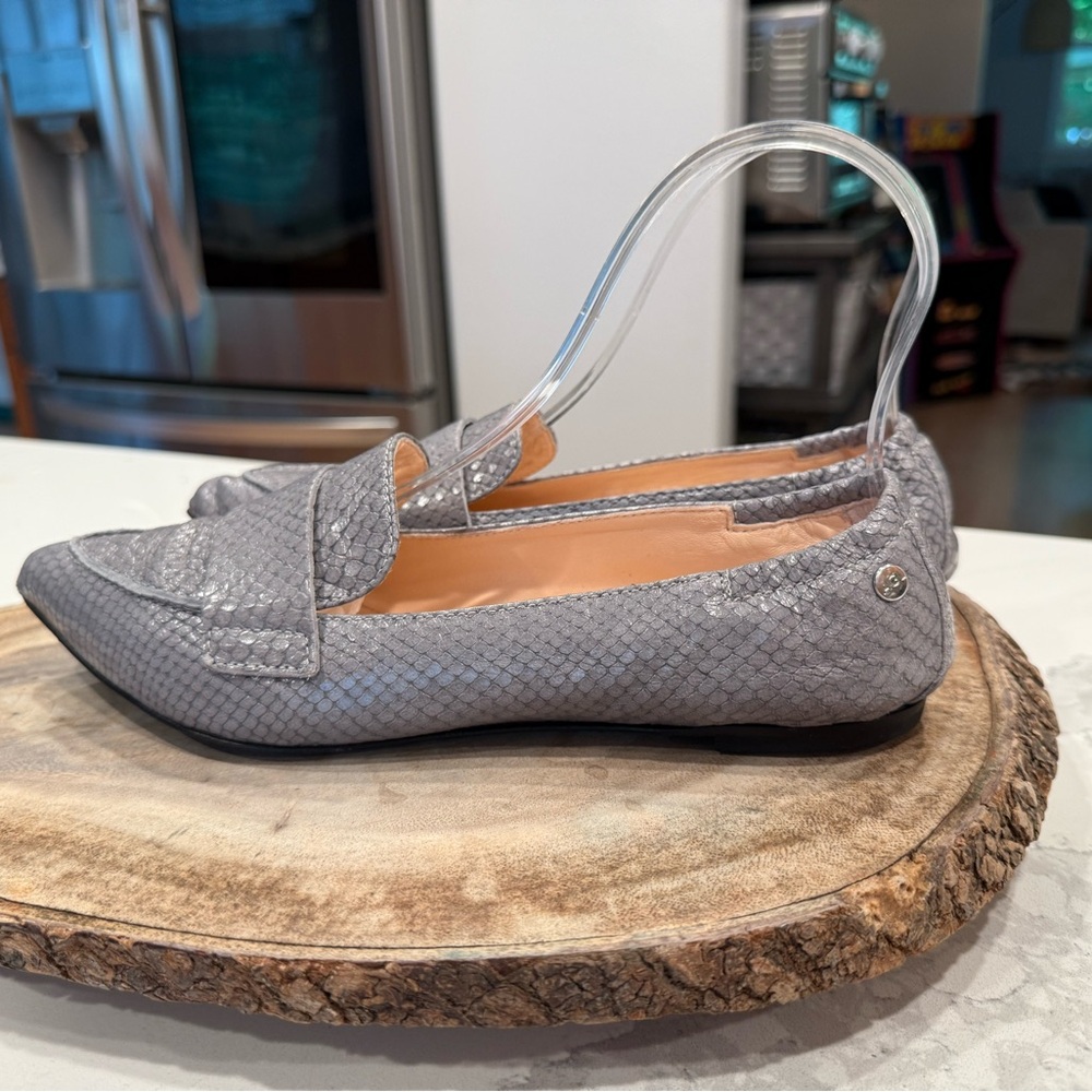 Agl Gray Snakeskin-Textured Pointed Toe Loafers
